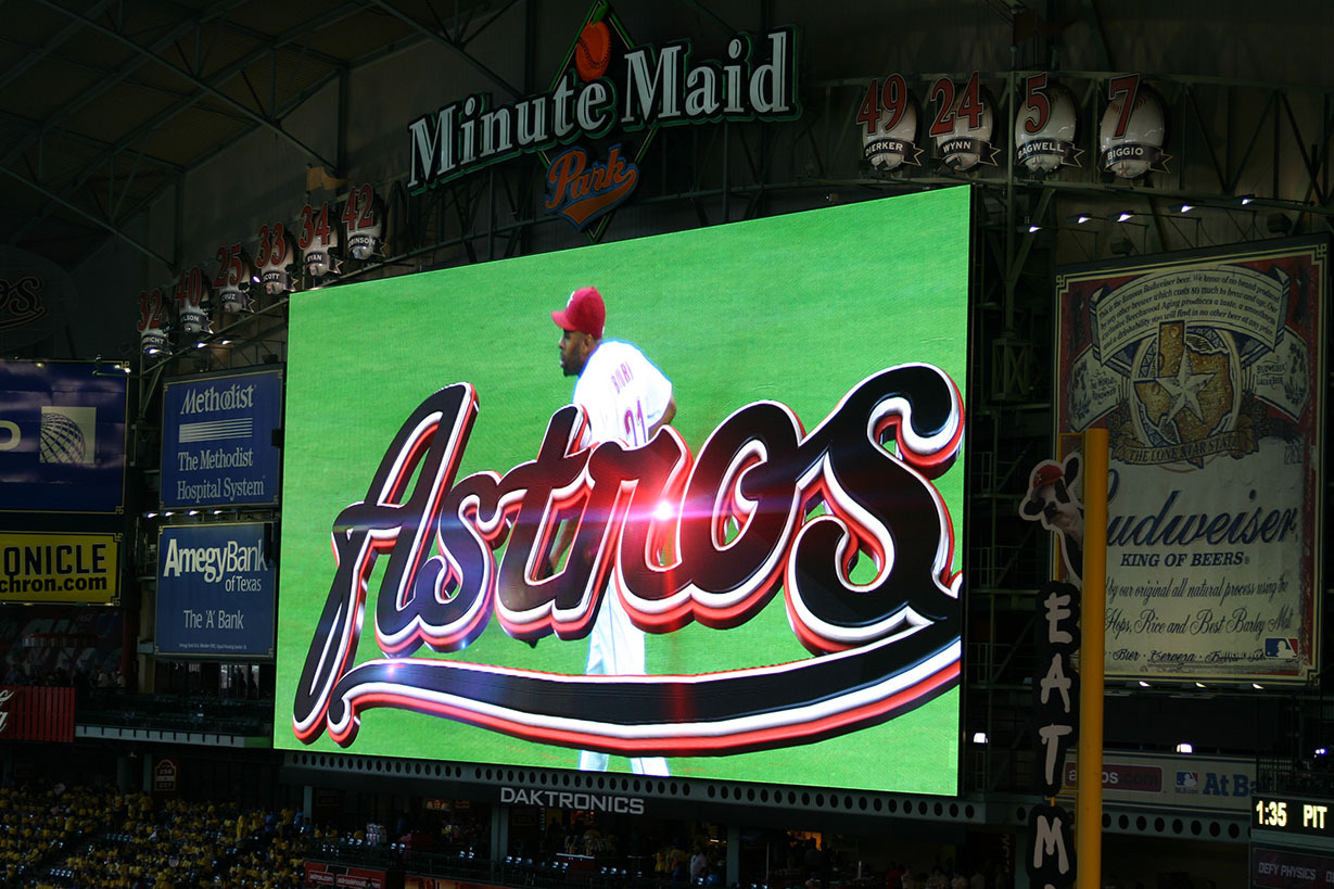 Houston_Astros_Outfield_05.jpg